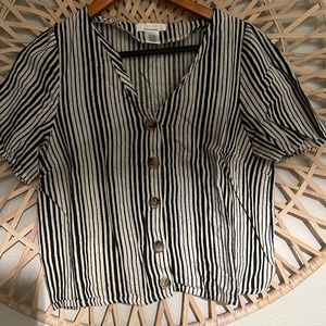 Stripped button top